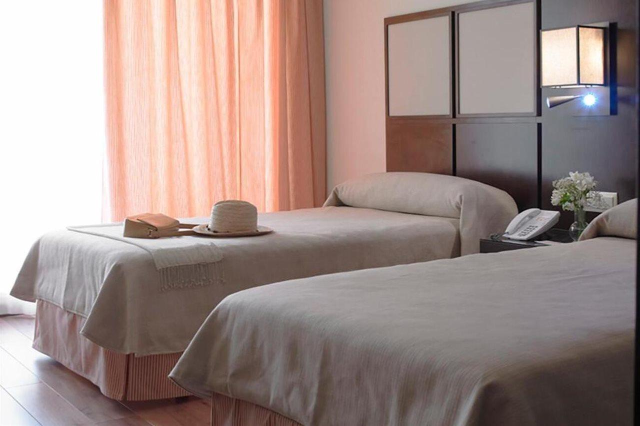 Hotel Isla De La Garena Αλκαλά ντε Ενάρες Εξωτερικό φωτογραφία