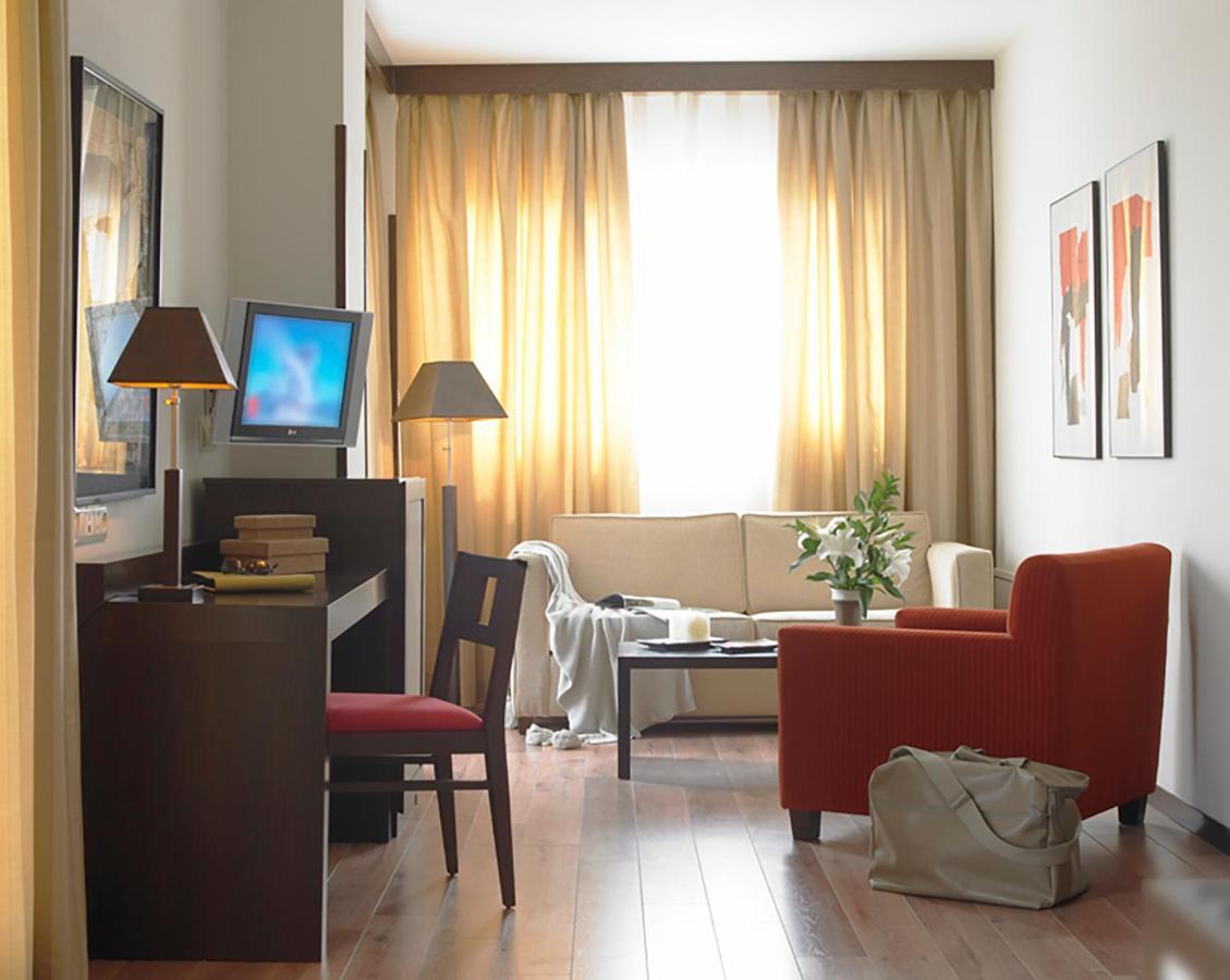 Hotel Isla De La Garena Αλκαλά ντε Ενάρες Εξωτερικό φωτογραφία