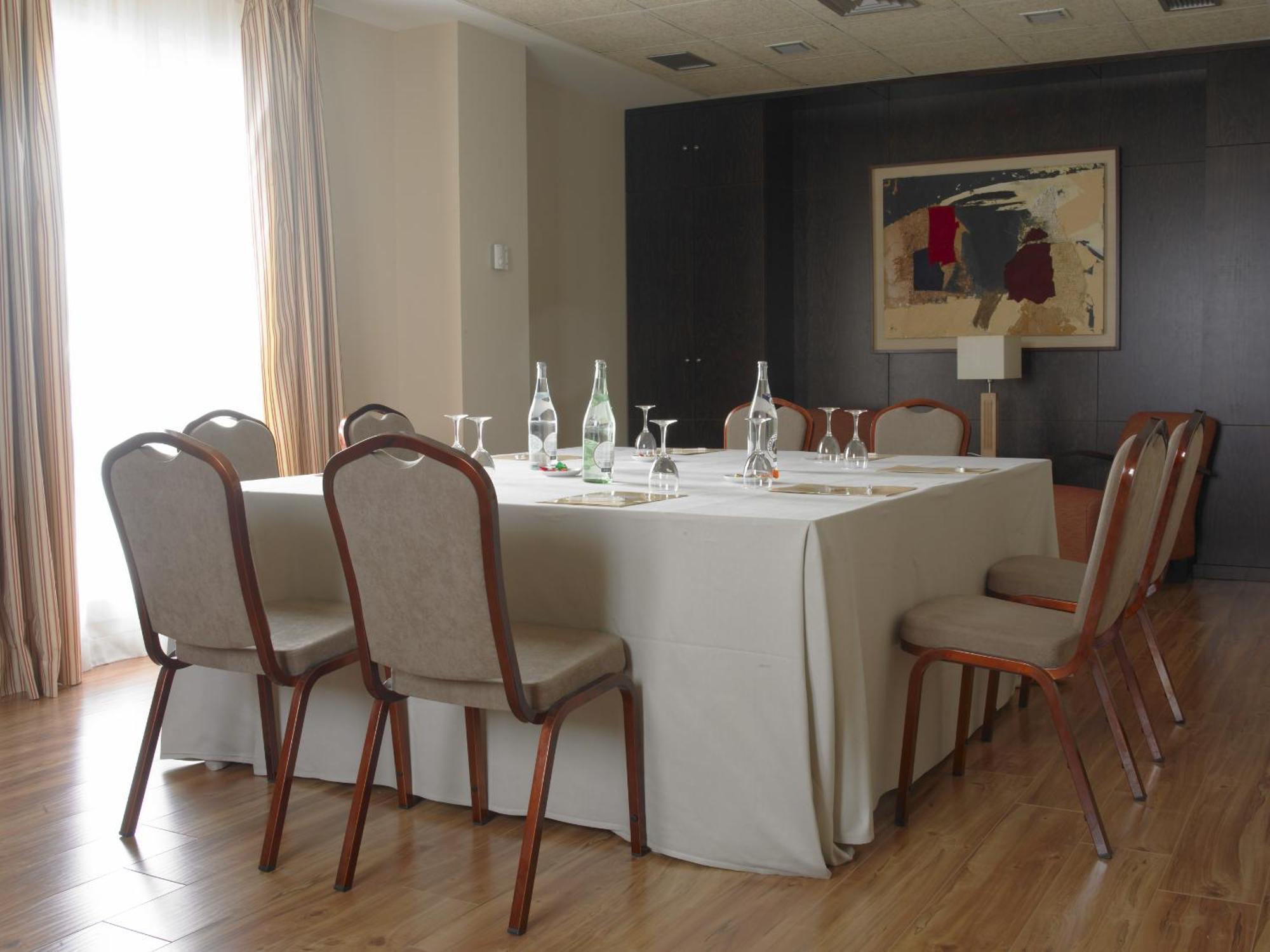 Hotel Isla De La Garena Αλκαλά ντε Ενάρες Εξωτερικό φωτογραφία