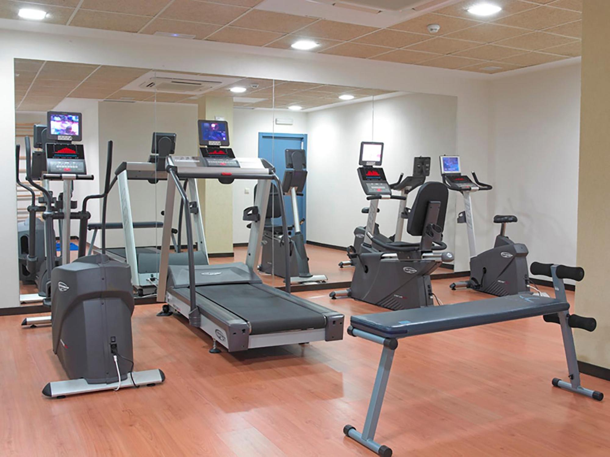 Hotel Isla De La Garena Αλκαλά ντε Ενάρες Ανέσεις φωτογραφία