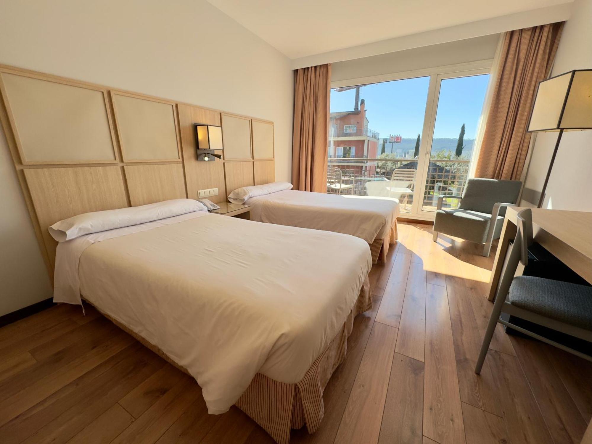 Hotel Isla De La Garena Αλκαλά ντε Ενάρες Εξωτερικό φωτογραφία